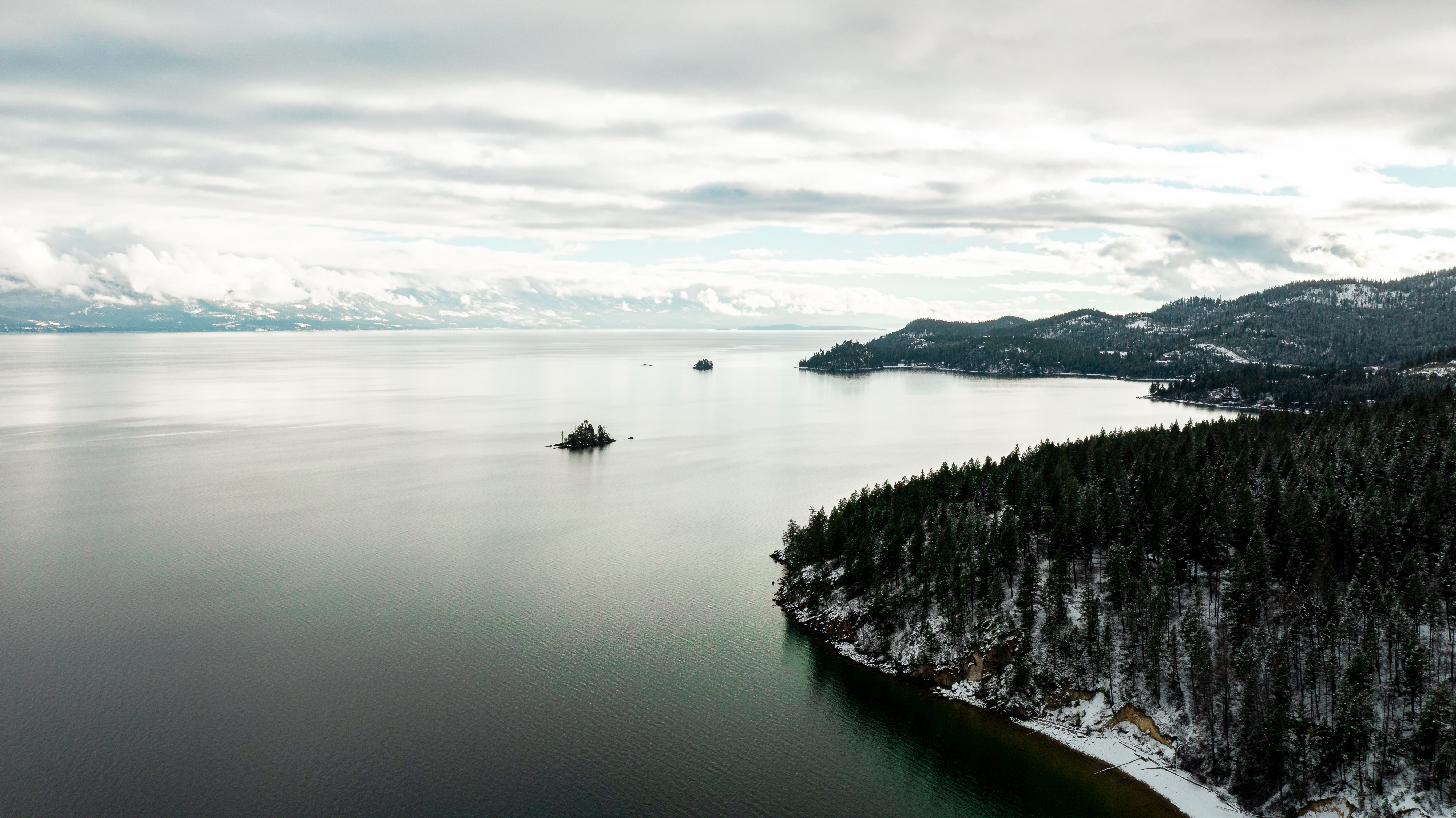 Ringing in the Holidays on Flathead Lake