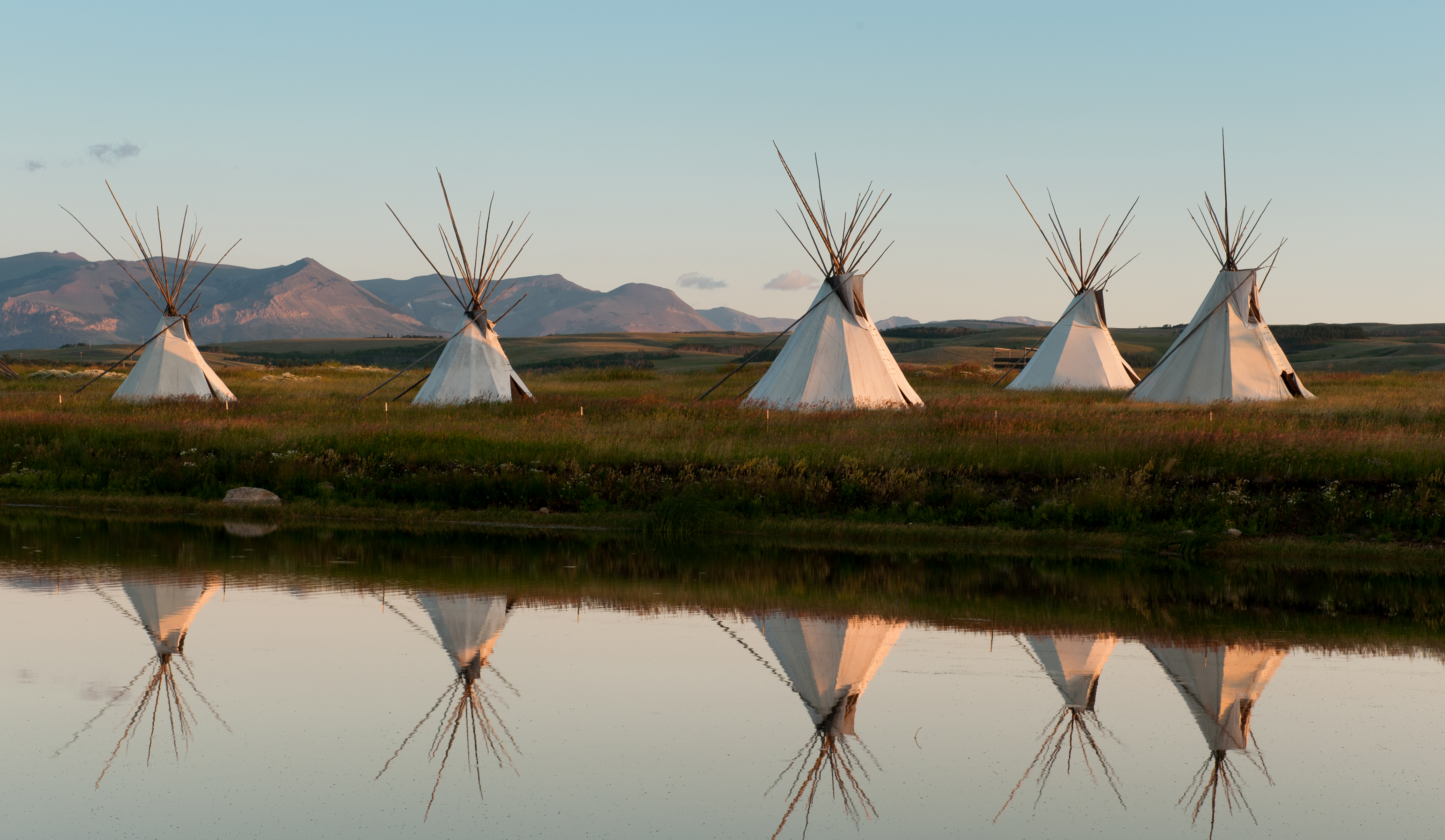Indigenous-Led Tours to Enhance Your Experience